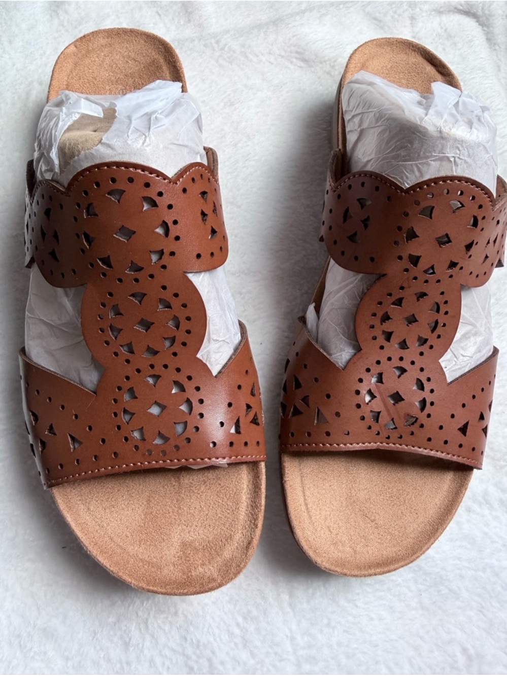 Easy Spirit Women's Tan Laser-Cut Slide Sandals